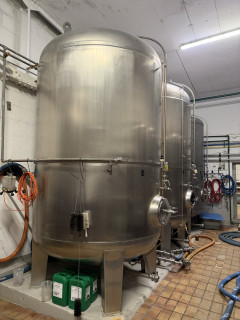 10.076 Liter Edelstahlbeh&auml;lter Drucktank Biertank 4 bar